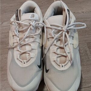 Nike phantom sparks size 9 .